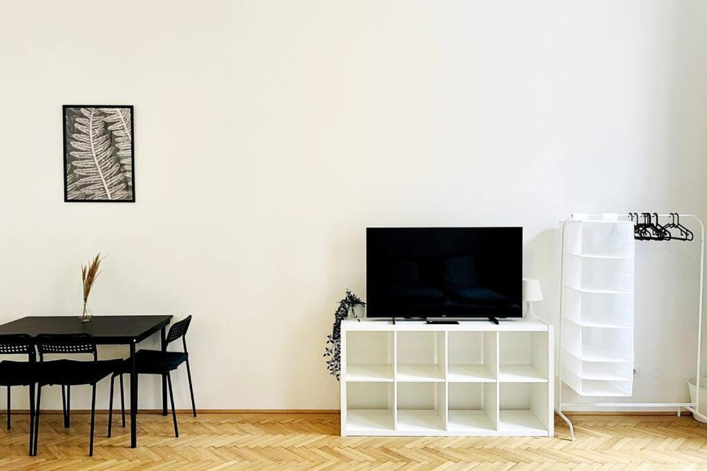City-Center-Apartment Hip Area, Big & New ウィーン エクステリア 写真